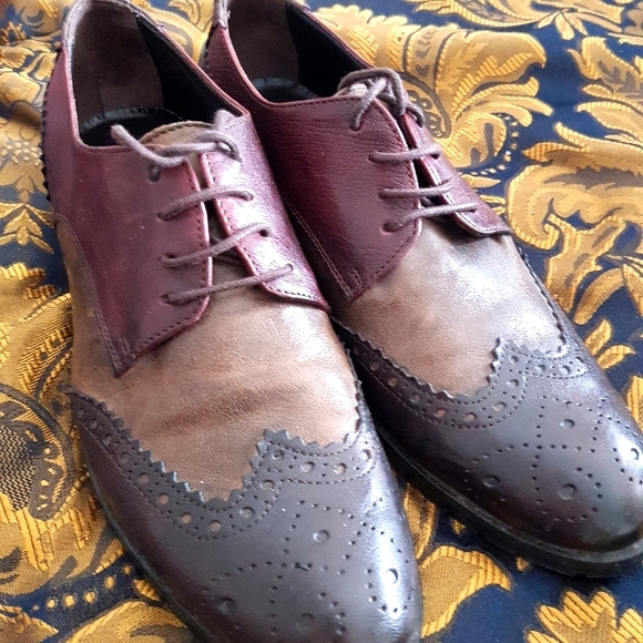 Ladies Arnold Churgin Brogues - Picture 1 of 5